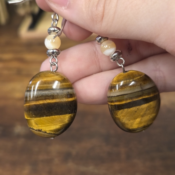 Large Tiger Eye Stone Earrings - Picture 2 of 3